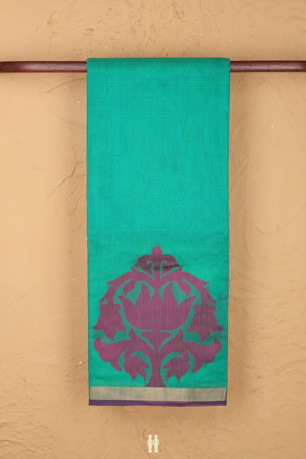 Kora Silk Cotton Saree In Green With Threadwork Design