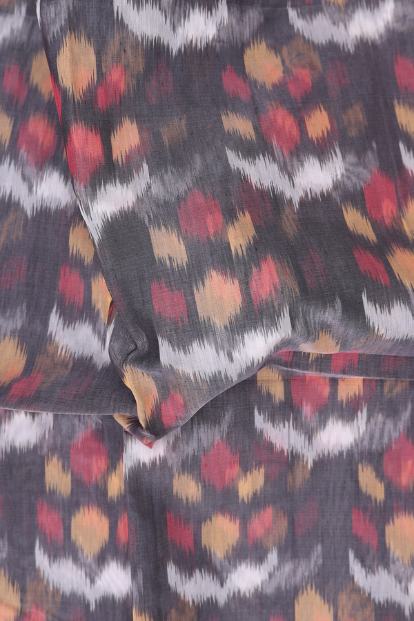 Kora Silk Cotton Saree In Grey With Ikat Design