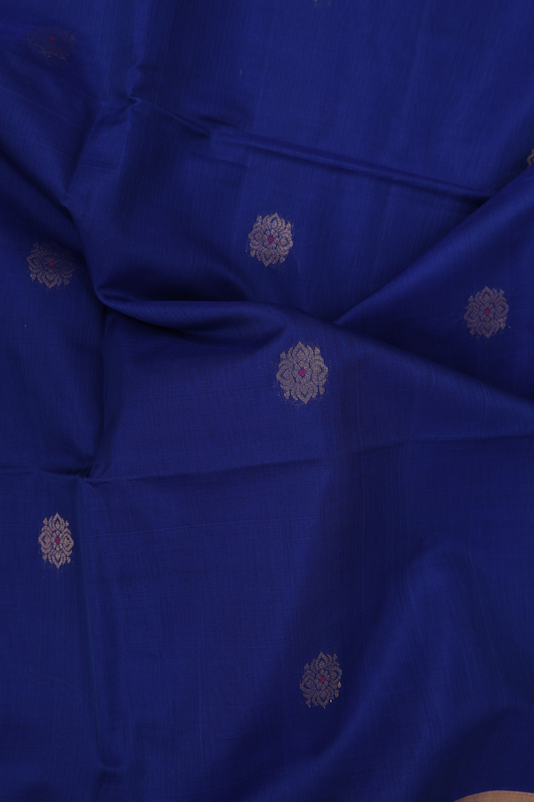 Kora Silk Cotton Saree In Royal Blue With Floral Buttas