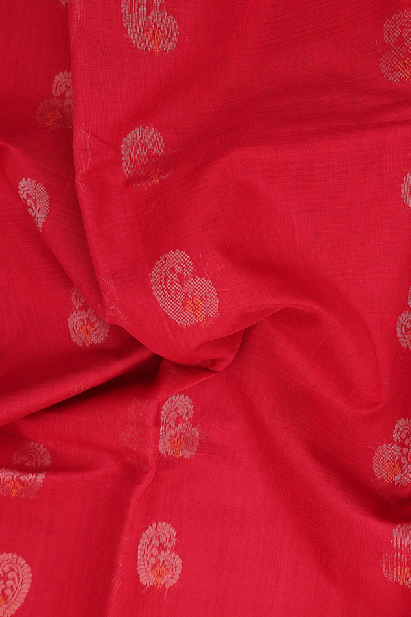 Kora Silk Cotton Saree In Ruby Red With Paisley Buttas