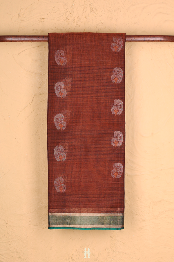 Kora Silk Cotton Saree In Saddle Brown With Paisley Buttas