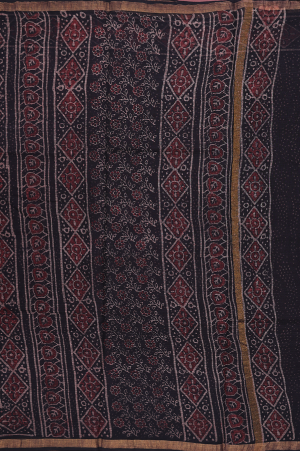 Kota Cotton Saree In Berry Red With Printed Buttas