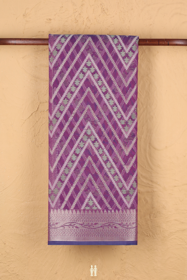 Kota Cotton Saree In Dual Tone With Chevron Design