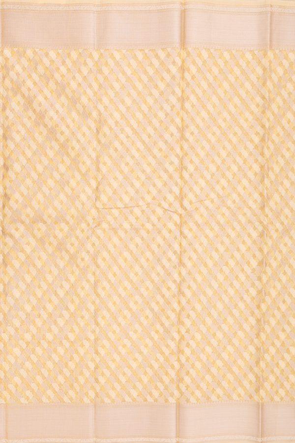 Kota Cotton Saree In Pastel Orange With Diagonal Design