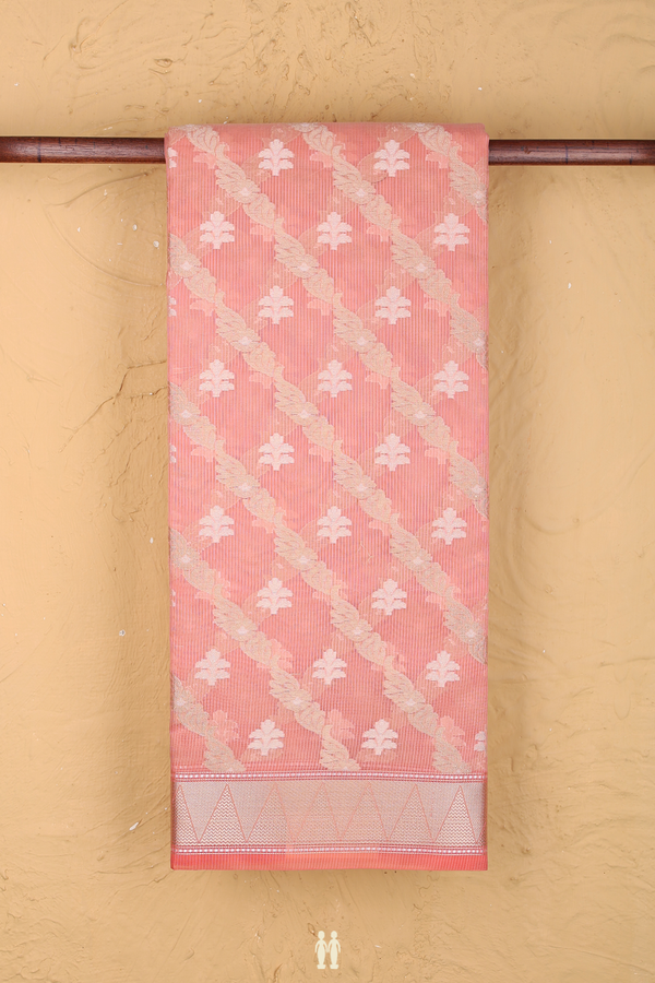 Kota Cotton Saree In Peach With Threadwork Buttas