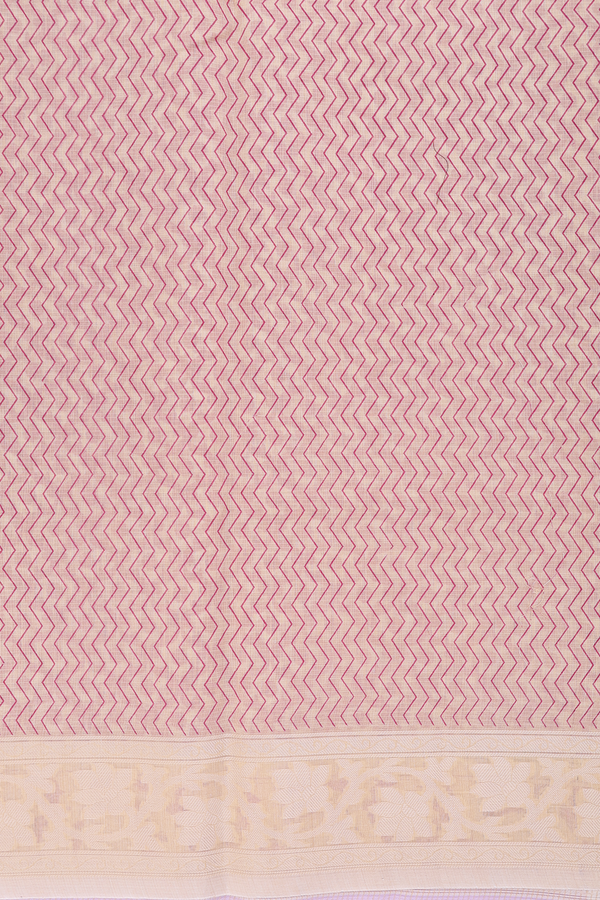 Kota Cotton Saree In White With Scallop Design