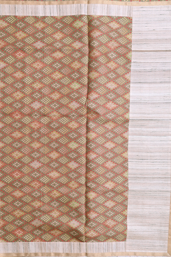 Kota Cotton Saree In Mehendi Green With Diamond Design