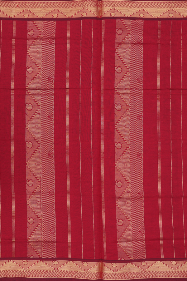 Semi Silk Cotton Saree In Leaf Green With Zari Border