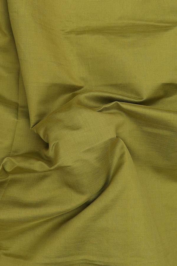 Semi Silk Cotton Saree In Green With Twill Weave Border