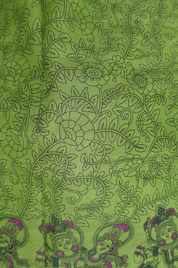 Traditional Silk Cotton Saree In Green With Printed Design