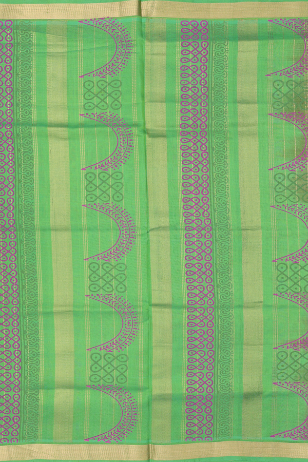 Traditional Silk Cotton Saree In Pink With Kolam Motifs