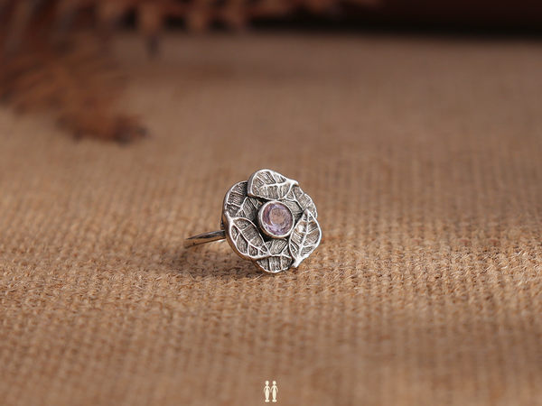 Leaf Design Pure Silver Ring