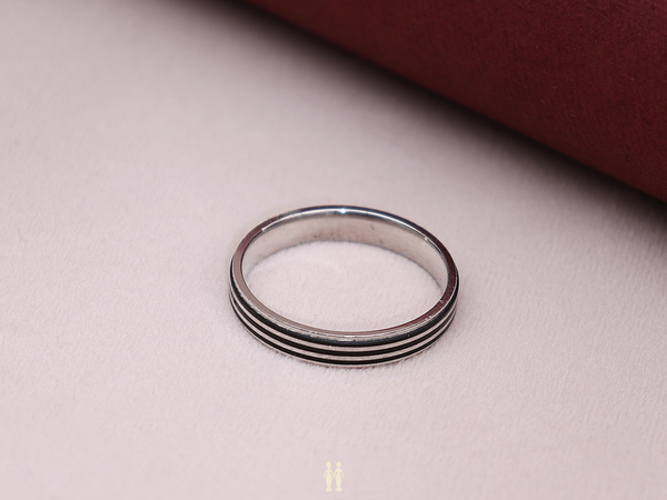 Light Weight Pure Silver Ring