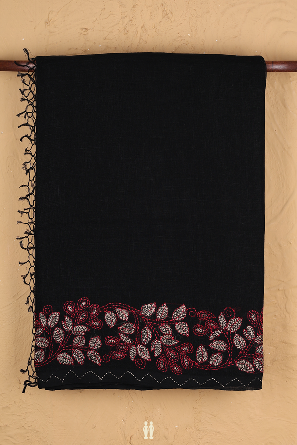 Linen Saree In Black With Threadwork Border