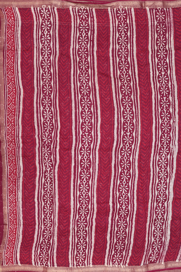 Linen Saree In Burgundy Red With Printed Design
