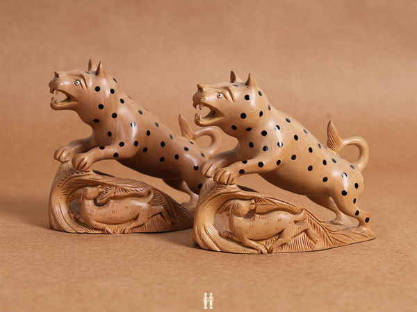 Set Of 2 Wooden Cheetah For Decor