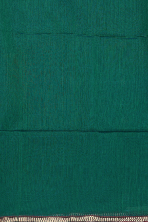 Maheswari Silk Cotton Saree In Green With Arrow Buttas