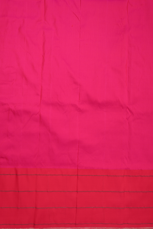 Paithani Silk Saree In Reddish Pink With Paisley Buttas