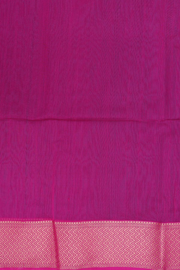 Maheswari Silk Cotton Saree In Dual Tone With Chevron Border