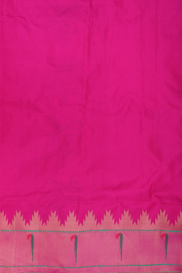 Paithani Silk Saree In Green With Muniya Design
