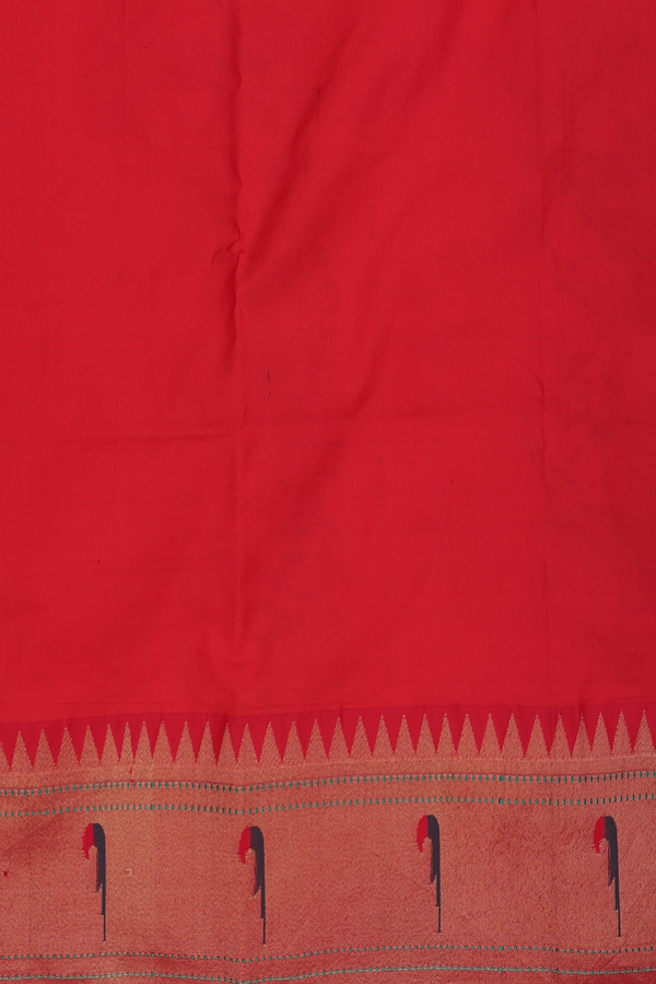 Paithani Silk Saree In Green With Floral Buttas