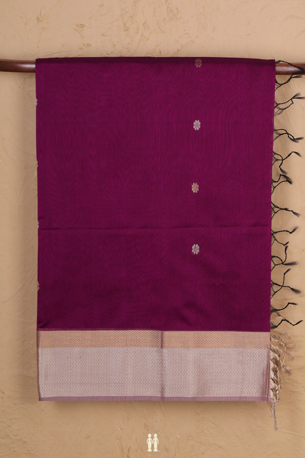 Maheswari Silk Cotton Saree In Purple With Floral Buttas