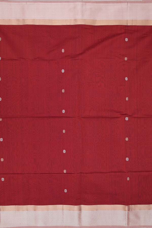 Maheswari Silk Cotton Saree In Brick Red With Floral Buttas