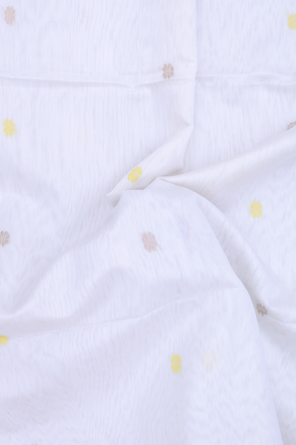 Maheswari Silk Cotton Saree In White With Floral Buttas