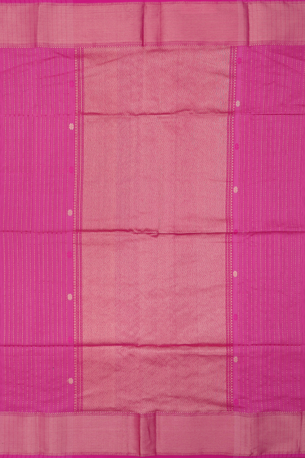 Maheswari Silk Cotton Saree In Pink With Floral Buttas