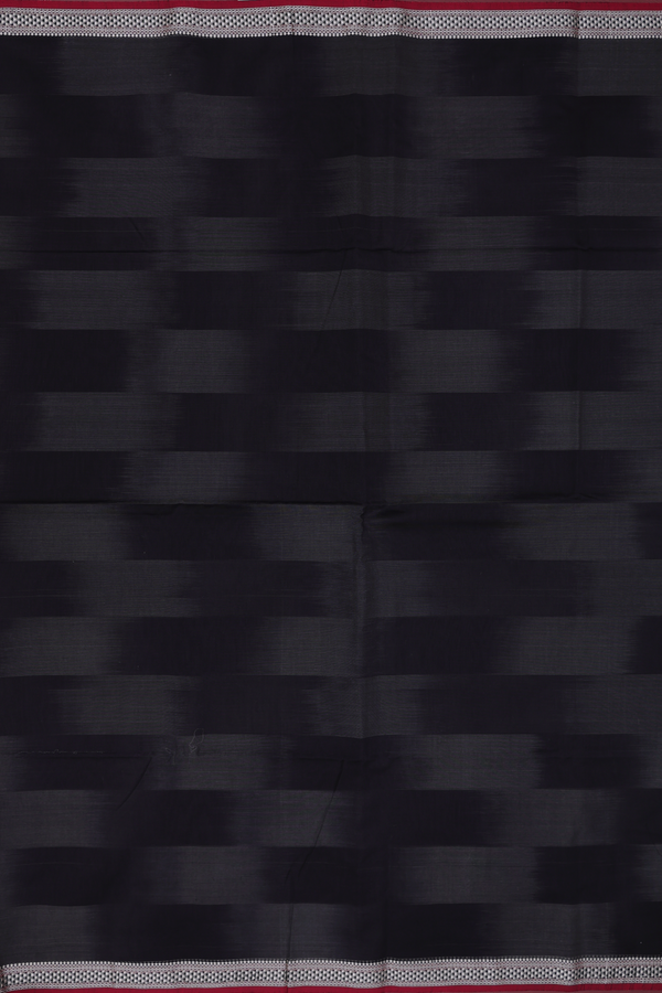 Maheswari Silk Cotton Saree In Black And Grey With Self Design
