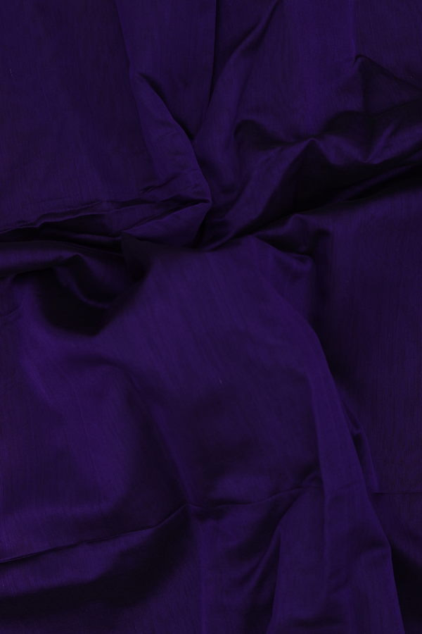 Maheswari Silk Cotton Saree In Deep Purple Contrast Border