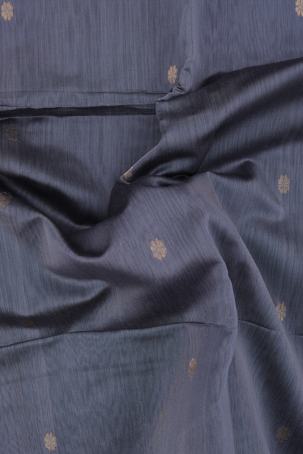 Maheswari Silk Cotton Saree In Grey With Floral Buttas