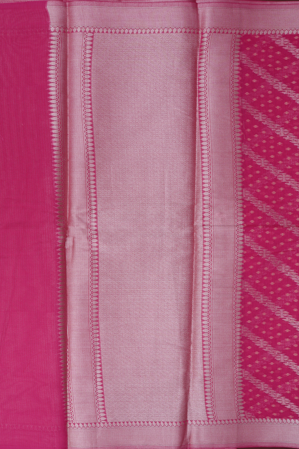 Kota Cotton Saree In Rani Pink With Diagonal Design
