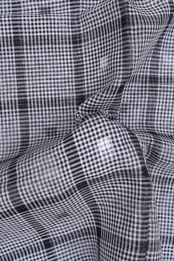 Linen Saree In Black And White With Checks Design