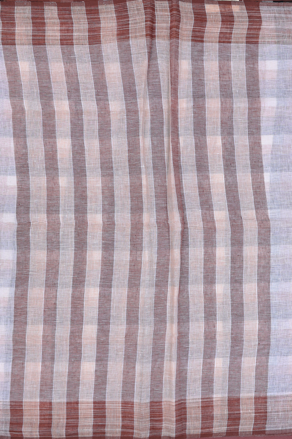Linen Saree In White With Contrast Border