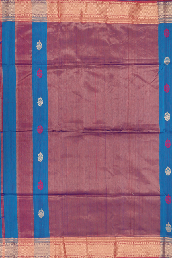Maheswari Silk Cotton Saree In Blue With Floral Buttas