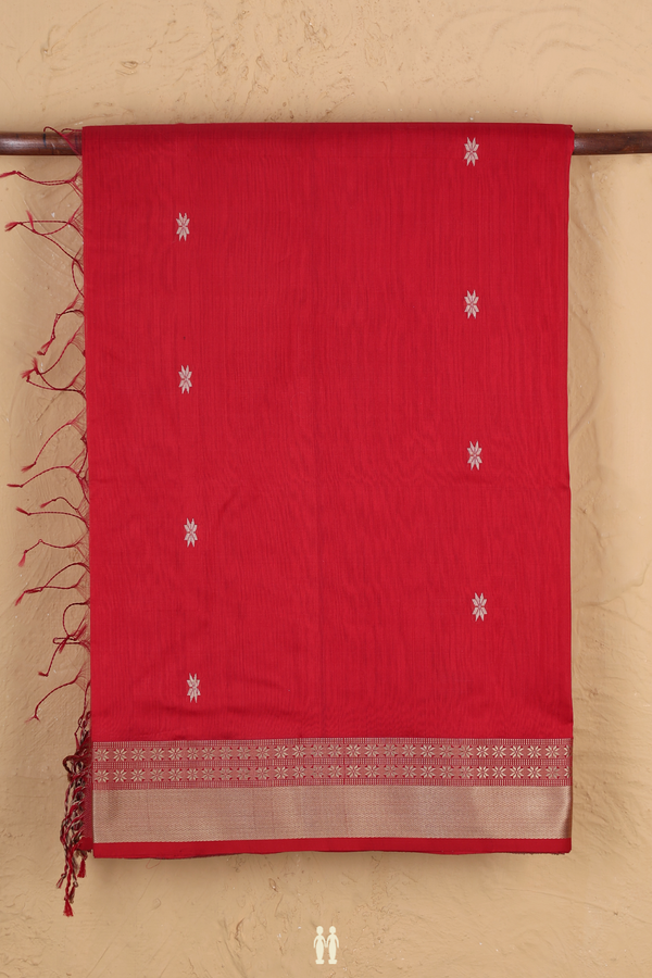 Maheswari Silk Cotton Saree In Chilli Red With Floral Buttas