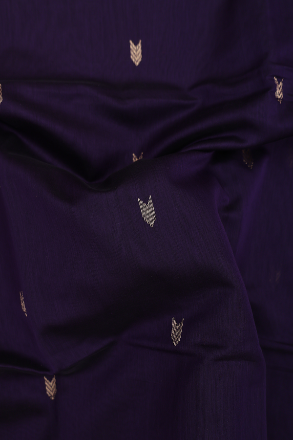 Maheswari Silk Cotton Saree In Deep Purple With Arrow Buttas
