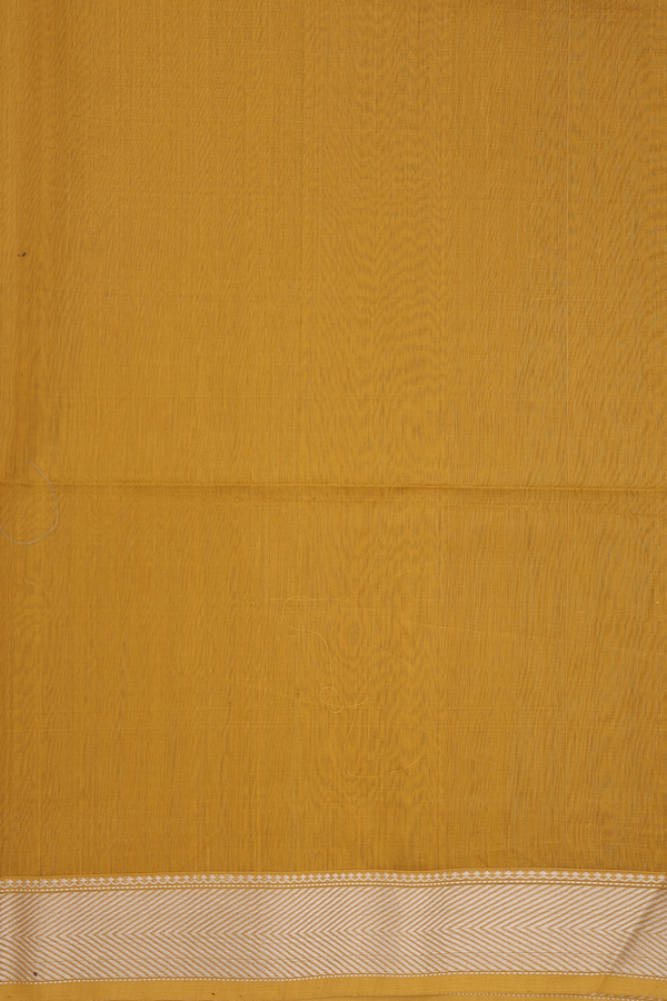 Maheswari Silk Cotton Saree In Dual Tone With Arrow Border