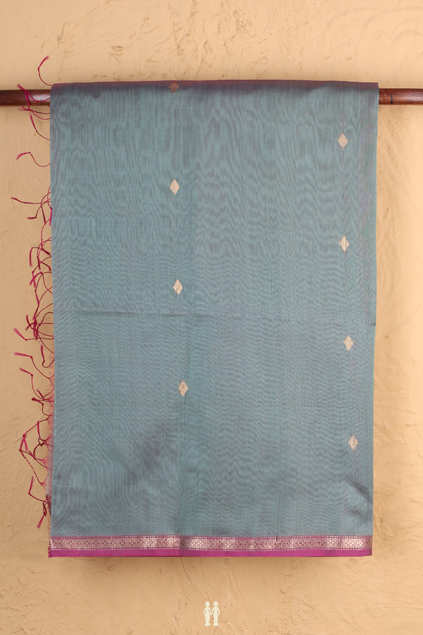 Maheswari Silk Cotton Saree In Dual Tone With Zari Buttas