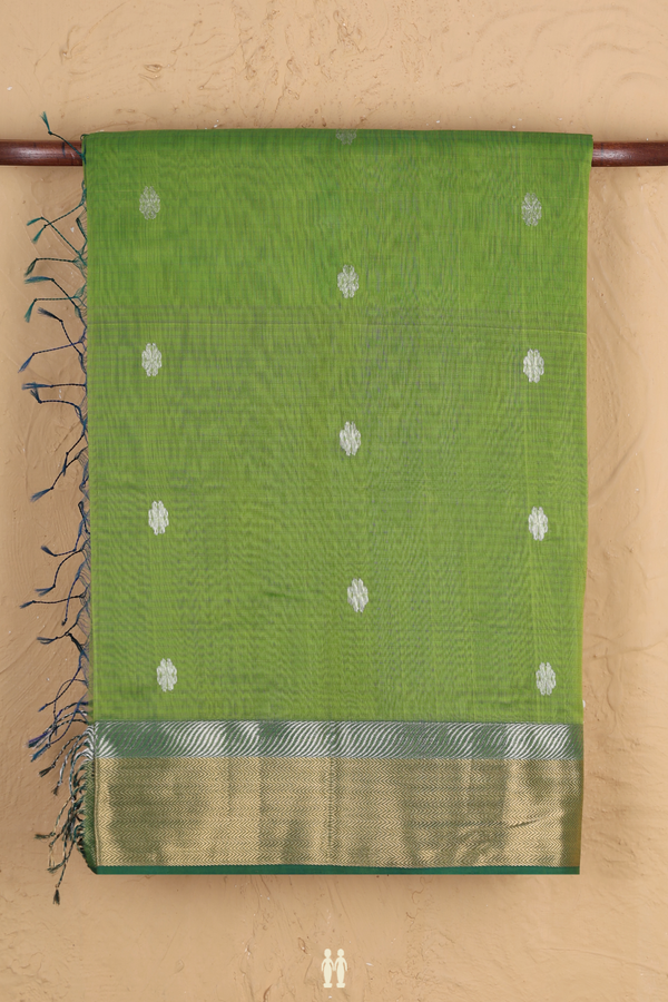 Maheswari Silk Cotton Saree In Fern Green With Floral Buttas