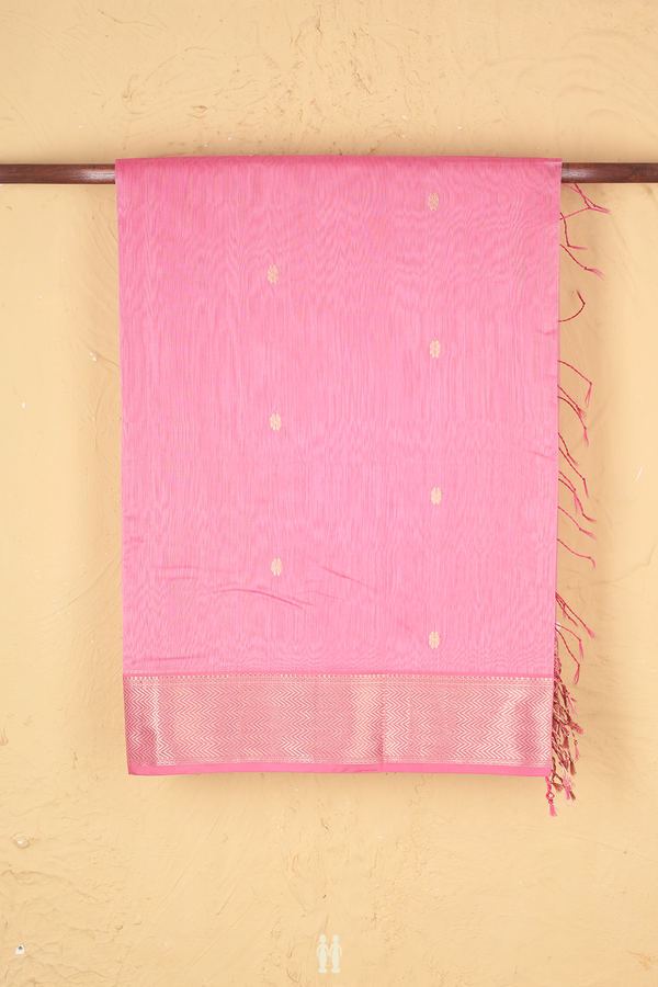 Maheswari Silk Cotton Saree In Pink With Floral Buttas