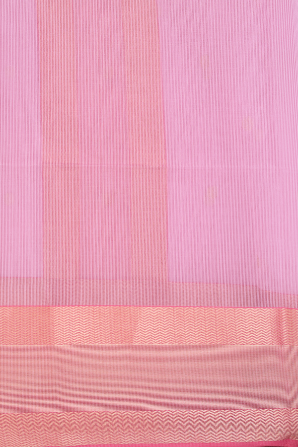 Maheswari Silk Cotton Saree In Pink With Floral Buttas