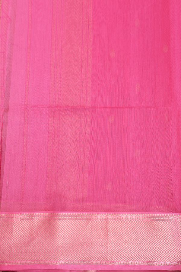 Maheswari Silk Cotton Saree In Pink With Floral Buttas