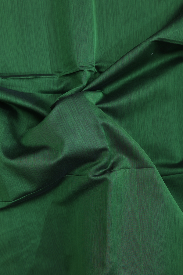 Maheswari Silk Cotton Saree Leaf Green With Contrast Border