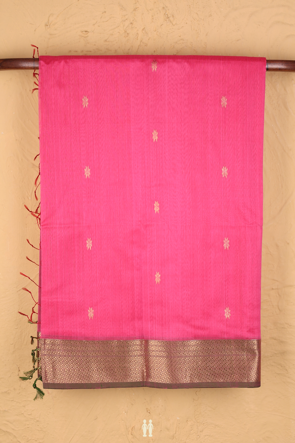 Maheswari Silk Cotton Saree Pink With Floral Buttas