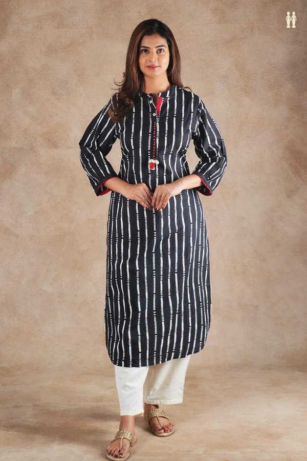 Mandarin Neck Stripes Design Black Cotton Long Kurta