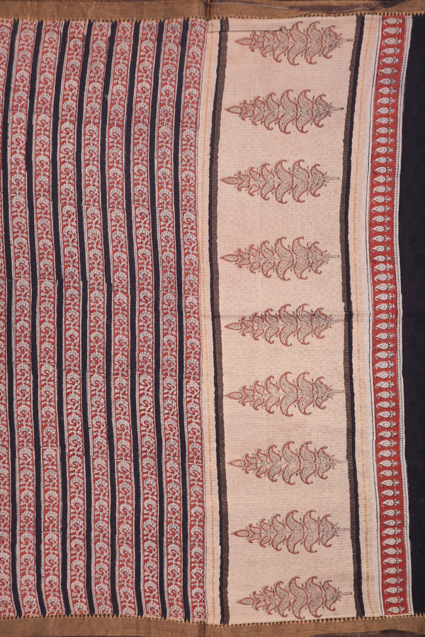 Mangalagiri Cotton Saree In Beige With Floral Printed Design