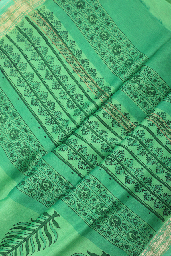 Mangalagiri Cotton Saree In Green With Floral Printed Design