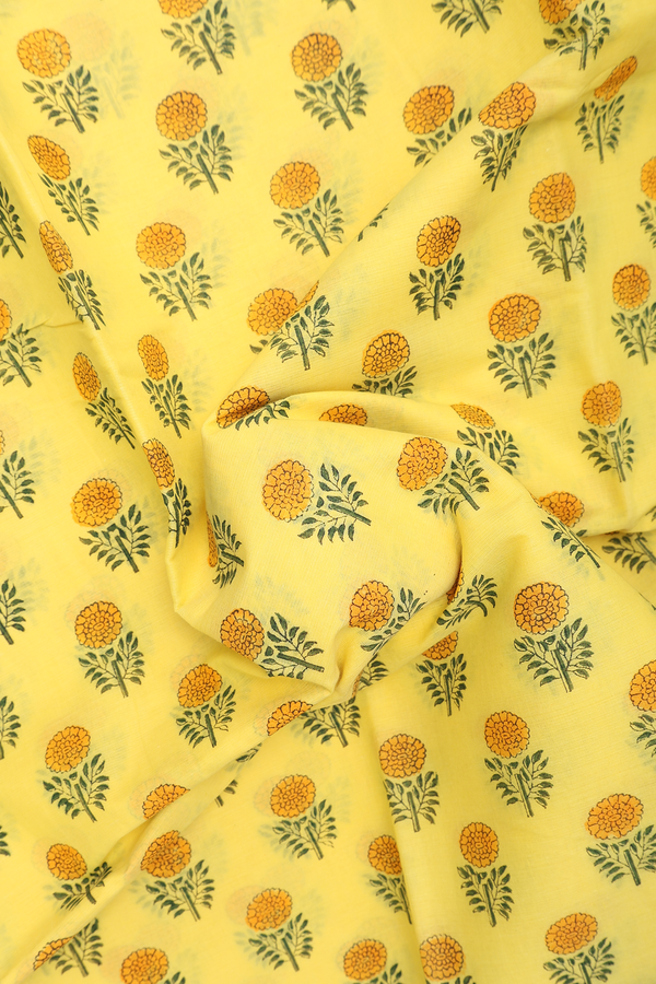 Mangalagiri Cotton Saree In Lemon Yellow With Floral Buttas